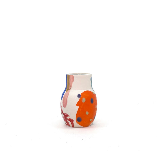 Kinder Teeny Vase