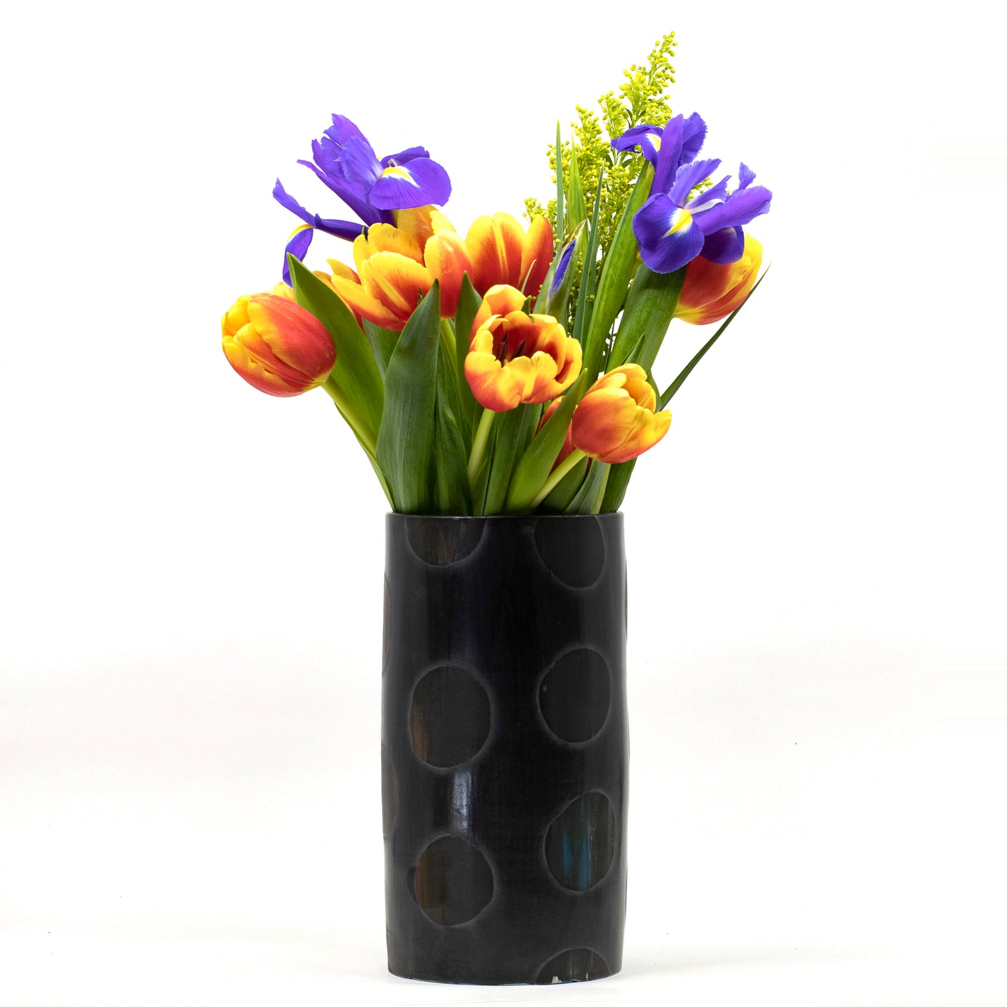 Large Vase (blacks)